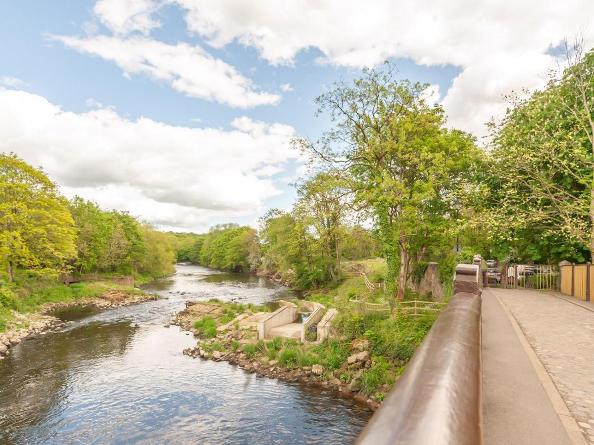 شقة Pass The Keys Couples Haven On The Banks Of The River Aire ليدز المظهر الخارجي الصورة